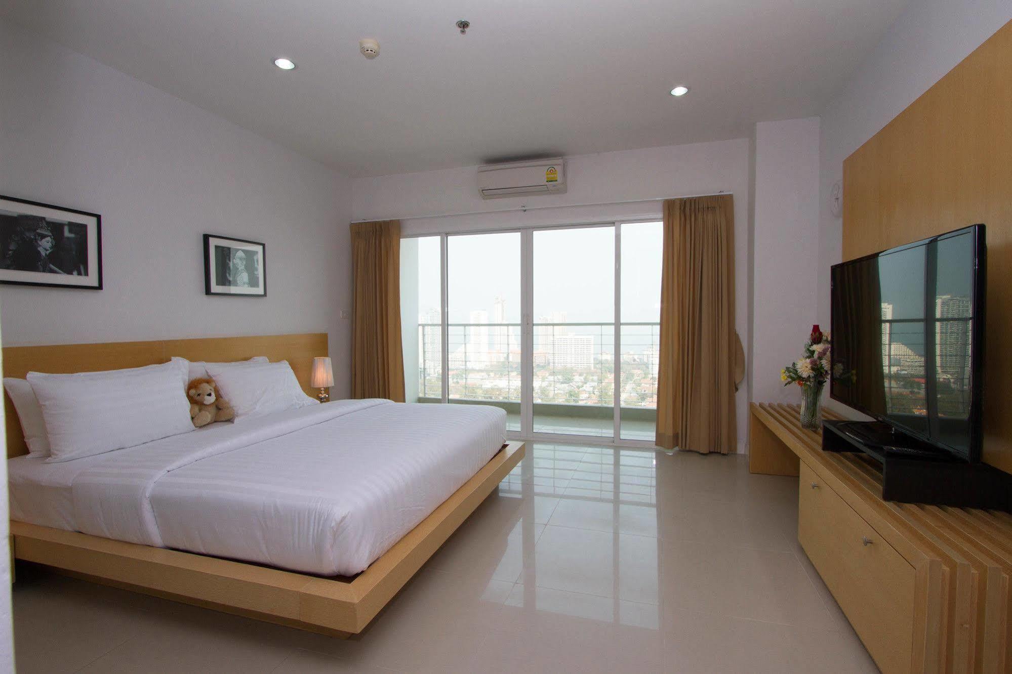 Ferienwohnung Ariva Royal Hill Pattaya Exterior foto